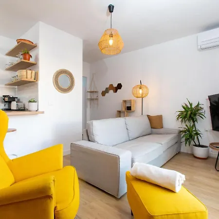 Constitucion Square By Interhome